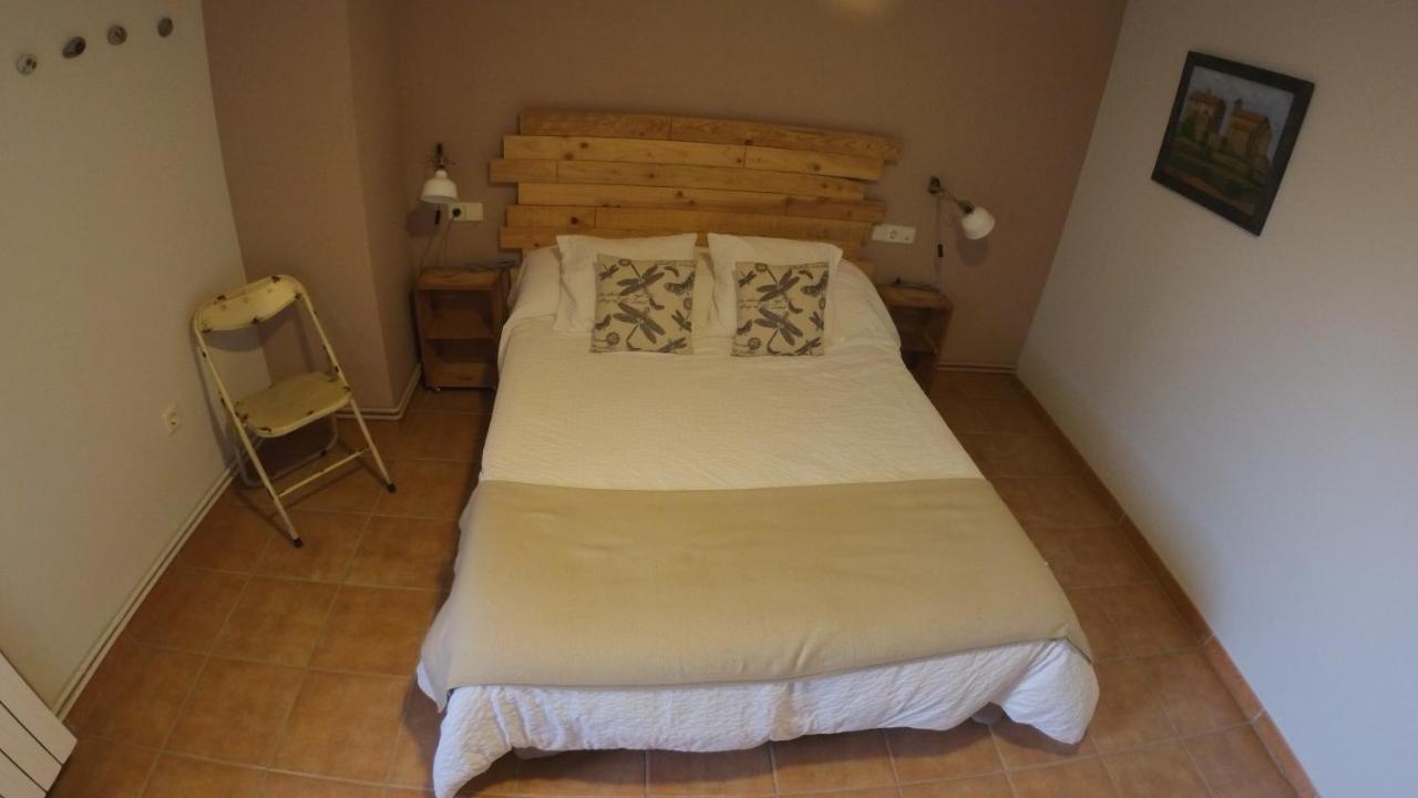 Castell De Ceuro. Hotel Rural Ogern Ngoại thất bức ảnh