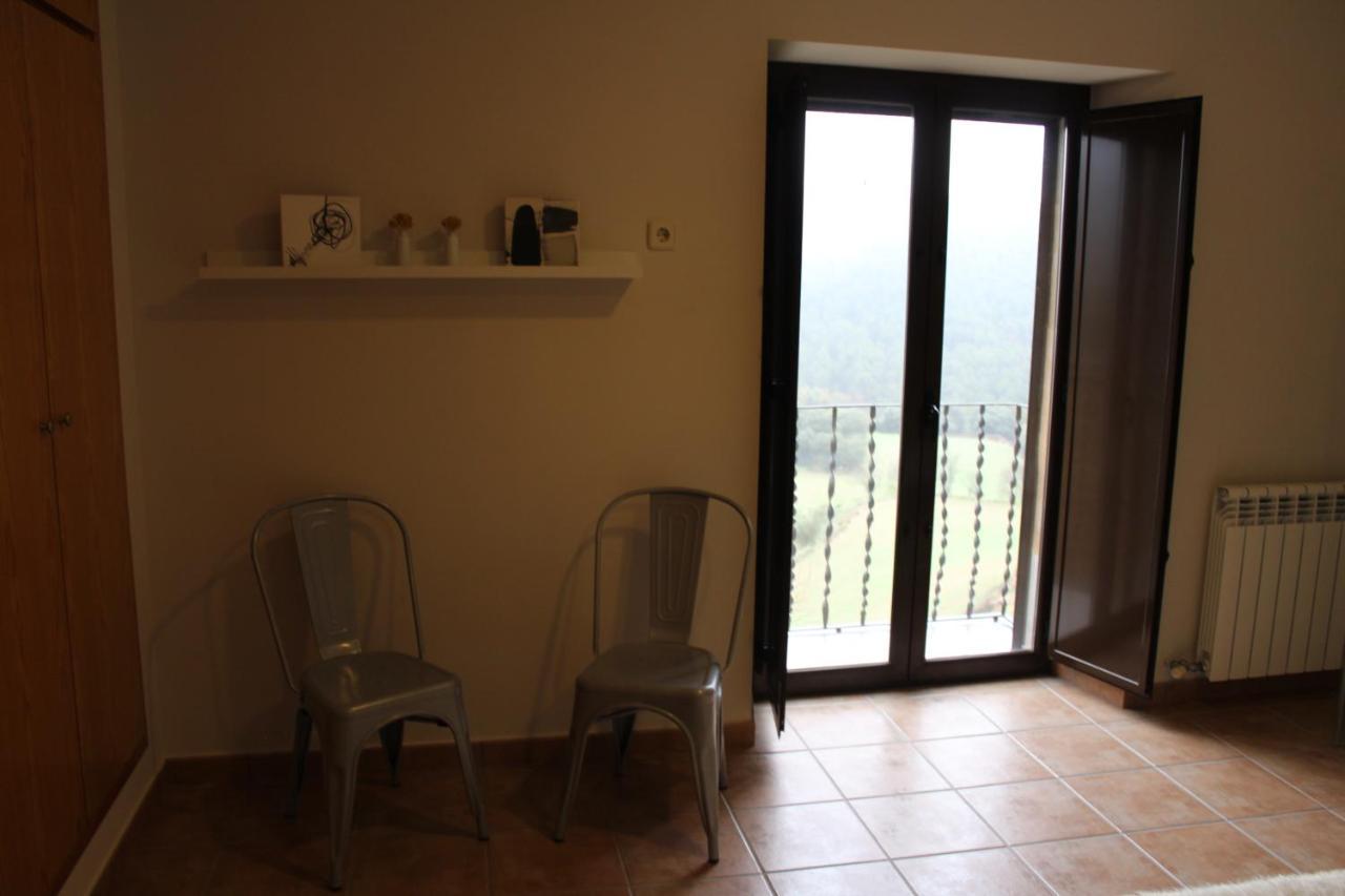 Castell De Ceuro. Hotel Rural Ogern Ngoại thất bức ảnh